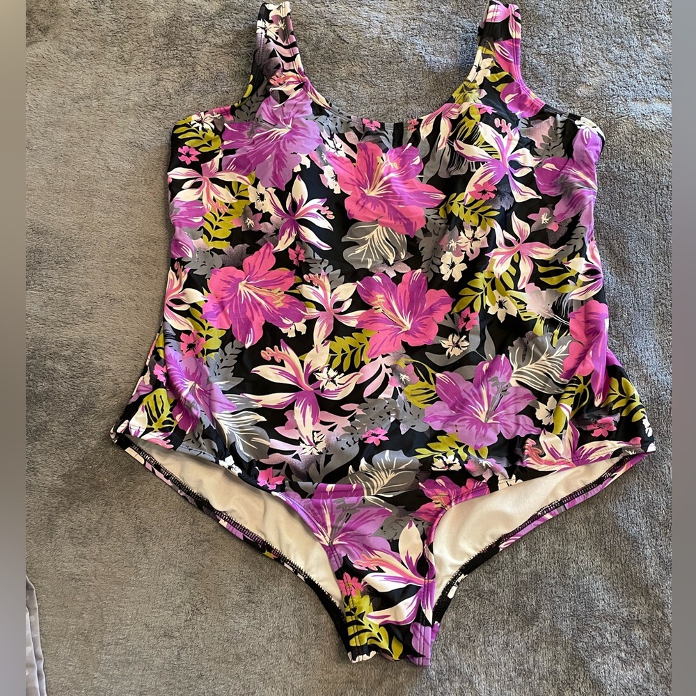 Catalina One Piece Womens Floral Swimsuit